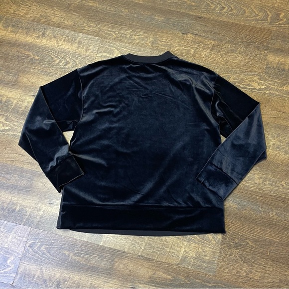 Athleta Retroplush Velvet Crewneck Sweatshirt Snap Sides Oversized Black Small - Picture 14 of 14